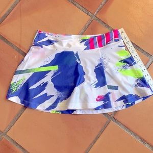 NIKE NY Slam Collection. Tennis Skort - Large.